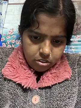 Snapshot of Beauty-queen chatting on February 2025 01:41:02 PM Beauty-queen online show from February 2025 01:41:02 PM