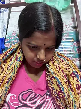 Snapshot of Beauty-queen chatting on March 2025 01:29:02 PM Beauty-queen online show from March 2025 01:29:02 PM