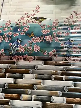 Snapshot of Beauty-queen chatting on March 2025 01:10:02 PM Beauty-queen online show from March 2025 01:10:02 PM