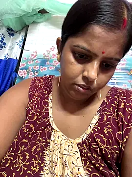 Snapshot of Beauty-queen chatting on September 2025 11:48:01 AM Beauty-queen online show from September 2025 11:48:01 AM