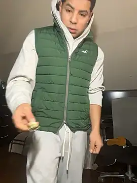 Snapshot of MynameisPaco chatting on January 2026 03:39:01 PM MynameisPaco online show from January 2026 03:39:01 PM