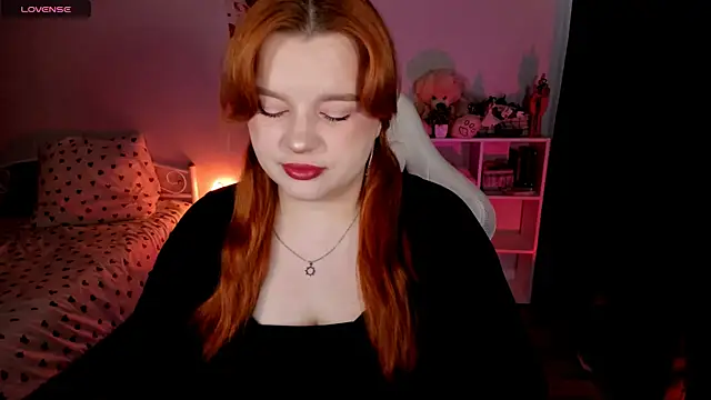 Snapshot of _Lisa_x chatting on October 2025 05:22:01 AM Lisa x online show from October 2025 05:22:01 AM