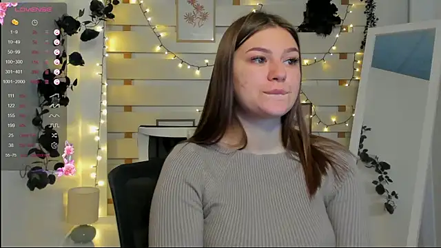 Josephine Kiss online show from March 2026 10:21:01 AM