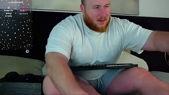 RoddyStill online show from December 2025 09:24:01 AM