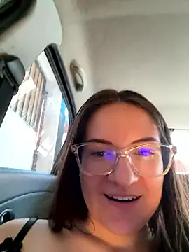Snapshot of livgomez chatting on January 2026 01:15:02 PM livgomez online show from January 2026 01:15:02 PM