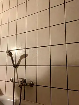 Snapshot of YoungDick25 chatting on January 2026 08:32:01 PM YoungDick25 online show from January 2026 08:32:01 PM