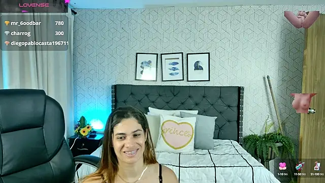 Snapshot of sussy__stone chatting on December 2024 09:58:02 PM sussy stone online show from December 2024 09:58:02 PM