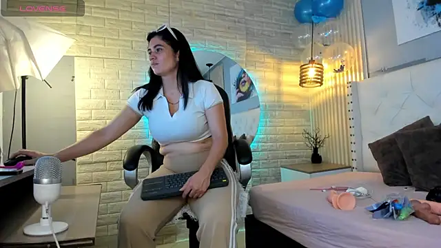 sussy  stone online show from June 2026 11:52:02 AM