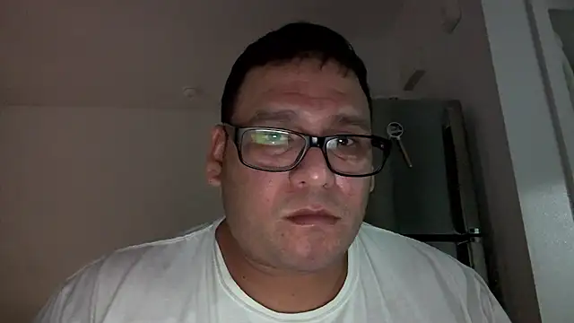 420smoker21 online show from December 2025 11:29:01 AM