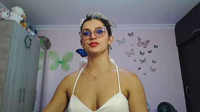 caroline jonson online show from February 2026 09:13:02 PM