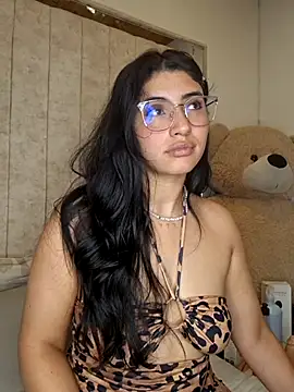 Danna 777  online show from July 2026 11:04:02 PM