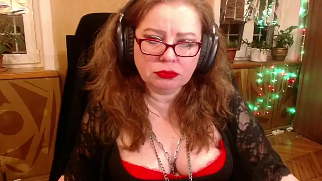 Miss Tress online show from September 2025 10:04:01 PM