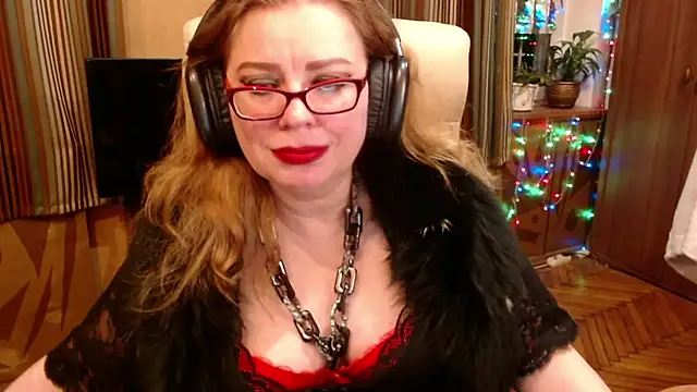 Snapshot of Miss_Tress chatting on February 2026 06:58:02 PM Miss Tress online show from February 2026 06:58:02 PM