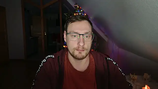 Snapshot of Relsxboy chatting on December 2024 10:41:01 PM Relsxboy online show from December 2024 10:41:01 PM