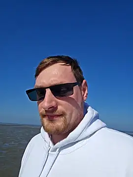 Snapshot of Relsxboy chatting on March 2025 12:06:02 PM Relsxboy online show from March 2025 12:06:02 PM