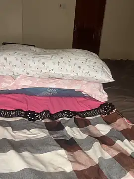 NissyxSawee online show from December 2025 05:03:02 AM