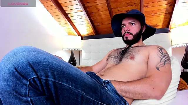 Tom Bailey online show from October 2025 01:01:01 PM