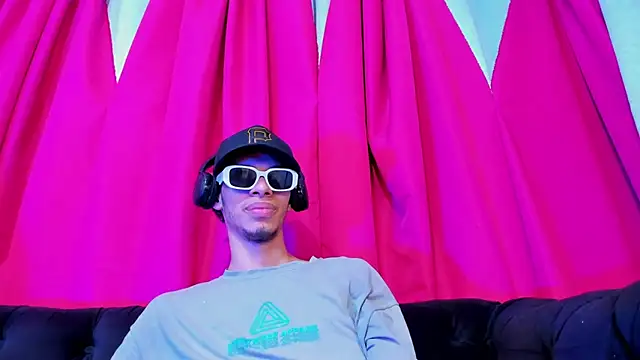 TomyMosterCock online show from December 2024 12:52:02 AM