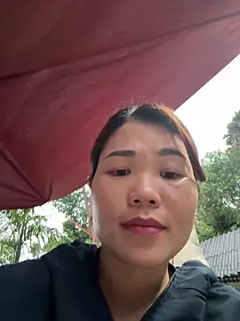 Snapshot of Emily_9xx chatting on February 2025 10:28:02 AM Emily 9xx online show from February 2025 10:28:02 AM