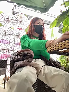 Snapshot of Emily_9xx chatting on March 2025 07:08:02 AM Emily 9xx online show from March 2025 07:08:02 AM