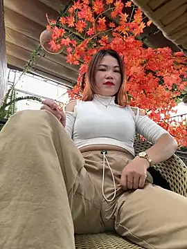 Snapshot of Emily_9xx chatting on March 2025 04:43:01 AM Emily 9xx online show from March 2025 04:43:01 AM