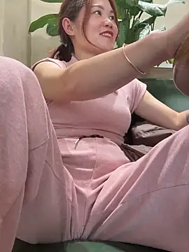 Snapshot of Emily_9xx chatting on March 2025 04:29:02 AM Emily 9xx online show from March 2025 04:29:02 AM