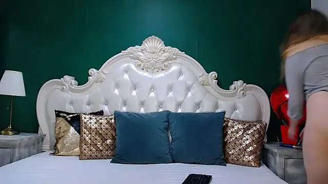 ArielBurn online show from February 2025 07:27:01 PM