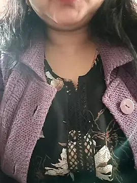 cuteyqueen online show from January 2025 05:15:02 AM