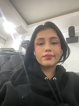 Snapshot of AbbyMillerrr chatting on December 2024 08:47:02 PM AbbyMillerrr online show from December 2024 08:47:02 PM