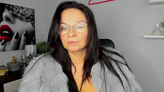 HelenLuxx online show from January 2025 02:36:02 PM