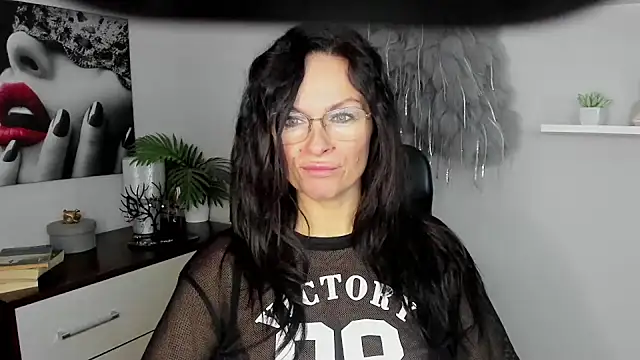 HelenLuxx online show from January 2025 06:53:02 AM