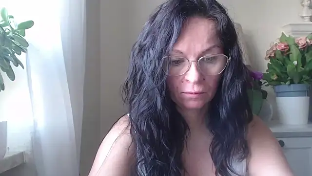 HelenLuxx online show from October 2025 07:31:01 AM