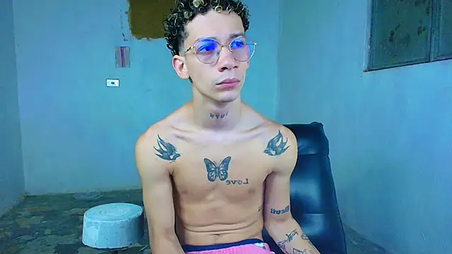 Snapshot of mateodeamjo chatting on March 2026 12:39:02 AM mateodeamjo online show from March 2026 12:39:02 AM