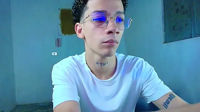 Snapshot of mateodeamjo chatting on March 2026 01:46:02 AM mateodeamjo online show from March 2026 01:46:02 AM