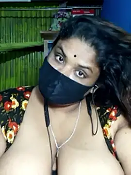 Snapshot of Dusto_Meye chatting on May 2026 04:04:02 PM Dusto Meye online show from May 2026 04:04:02 PM