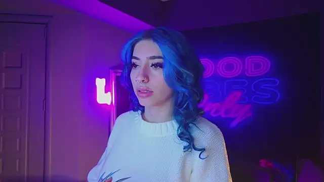 Snapshot of AriaVoss chatting on December 2024 08:26:02 PM AriaVoss online show from December 2024 08:26:02 PM