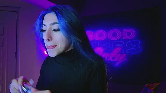 Snapshot of AriaVoss chatting on January 2025 09:30:02 PM AriaVoss online show from January 2025 09:30:02 PM