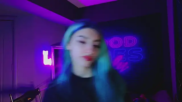 Snapshot of AriaVoss chatting on January 2025 08:02:02 PM AriaVoss online show from January 2025 08:02:02 PM