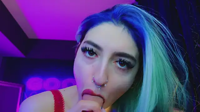 Snapshot of AriaVoss chatting on January 2025 11:08:01 PM AriaVoss online show from January 2025 11:08:01 PM