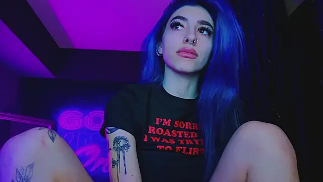 Snapshot of AriaVoss chatting on January 2025 02:49:02 AM AriaVoss online show from January 2025 02:49:02 AM