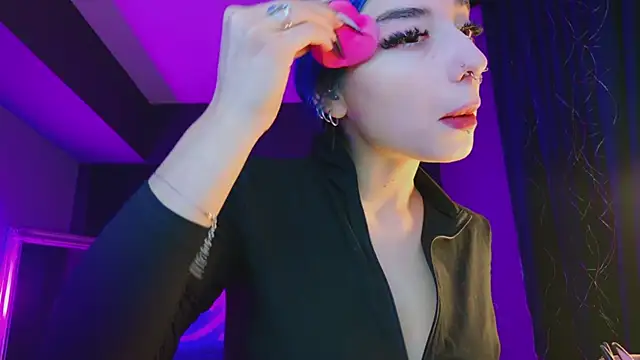 Snapshot of AriaVoss chatting on January 2025 08:33:01 PM AriaVoss online show from January 2025 08:33:01 PM