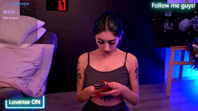 Snapshot of AriaVoss chatting on September 2025 08:45:02 PM AriaVoss online show from September 2025 08:45:02 PM