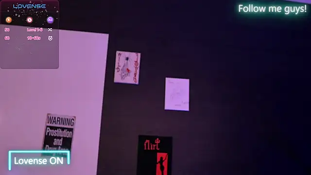 Snapshot of AriaVoss chatting on September 2025 09:31:02 PM AriaVoss online show from September 2025 09:31:02 PM