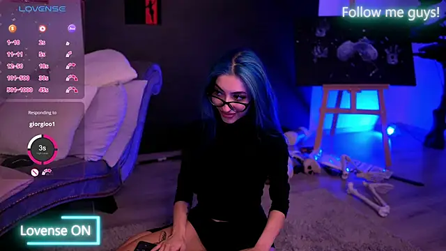 Snapshot of AriaVoss chatting on October 2025 08:52:02 PM AriaVoss online show from October 2025 08:52:02 PM