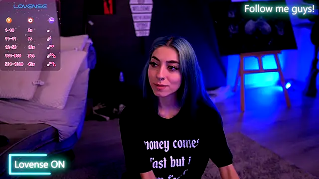 Snapshot of AriaVoss chatting on October 2025 08:53:02 PM AriaVoss online show from October 2025 08:53:02 PM