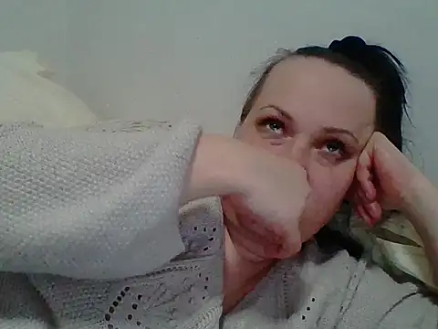  squirty cum lady  online show from February 2025 08:33:02 PM