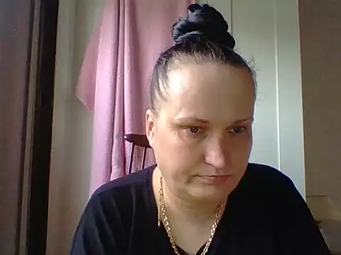  squirty cum lady  online show from February 2025 03:54:01 PM