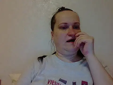  squirty cum lady  online show from March 2025 07:23:02 PM