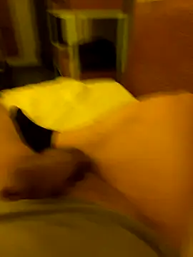 fekedaniel1999 online show from December 2025 08:05:01 PM