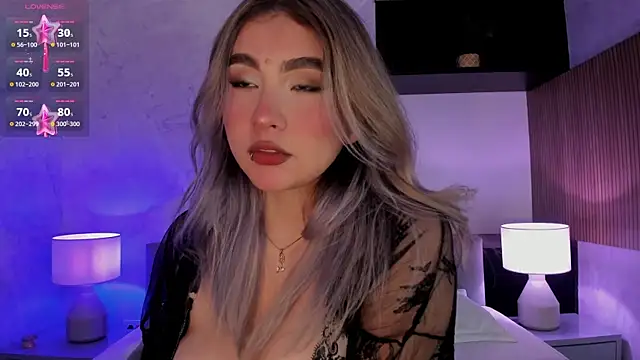 Snapshot of SamantaBone chatting on December 2024 08:53:02 PM SamantaBone online show from December 2024 08:53:02 PM